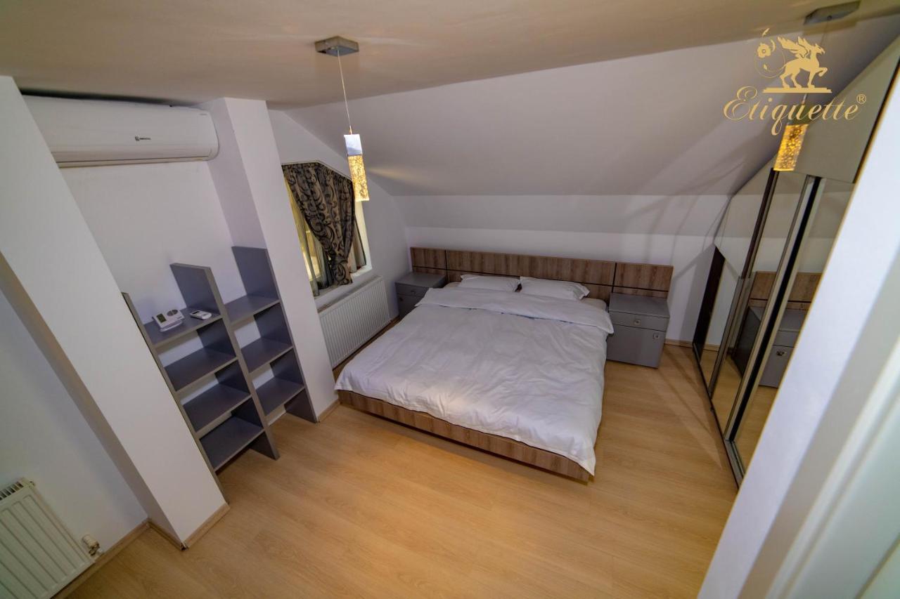 Villa Etiquette Deva Exteriér fotografie
